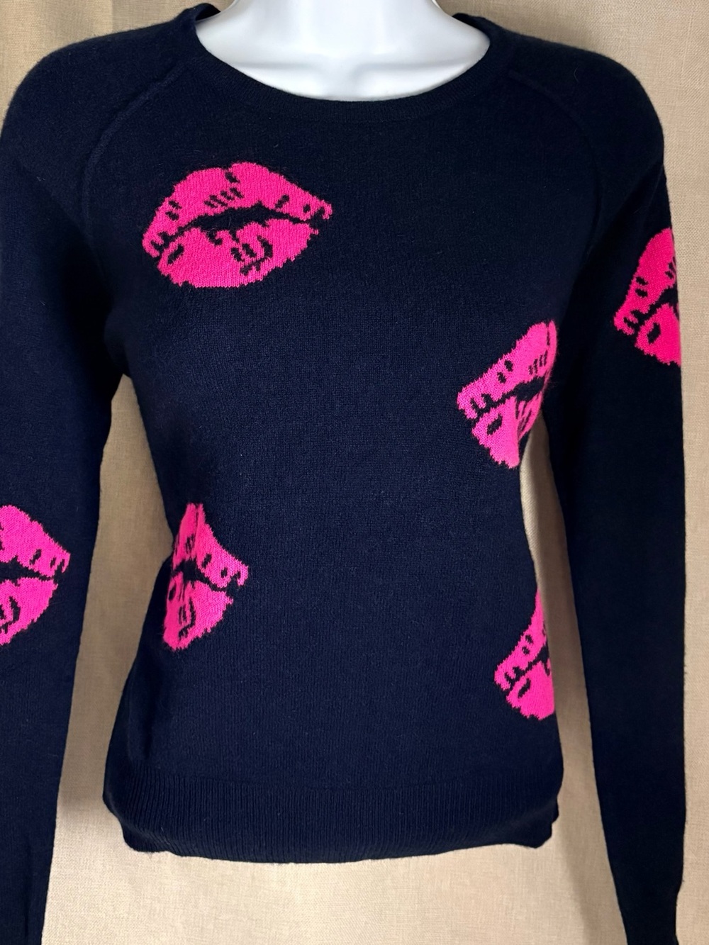 Black Crewneck Sweater with Hot Pink Lip Motif